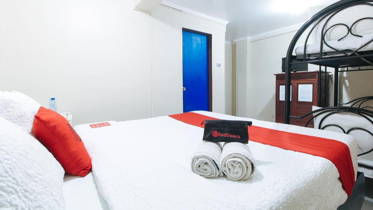 Reddoorz Plus At Lagoon Resort Zambales Olongapo Eksteriør billede