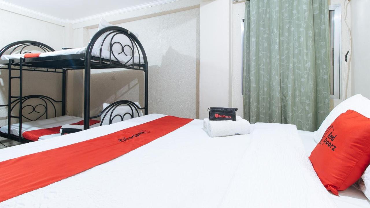 Reddoorz Plus At Lagoon Resort Zambales Olongapo Eksteriør billede