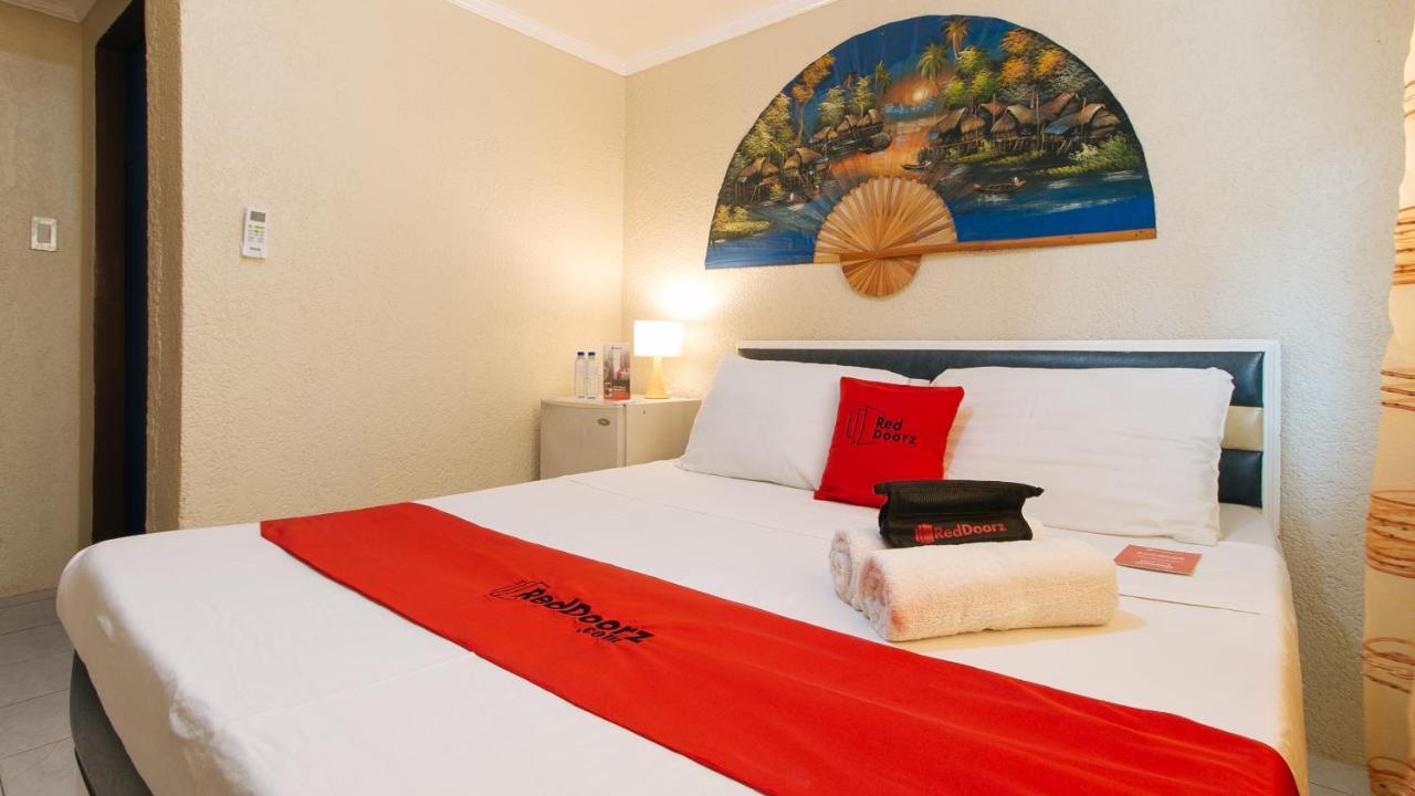 Reddoorz Plus At Lagoon Resort Zambales Olongapo Eksteriør billede
